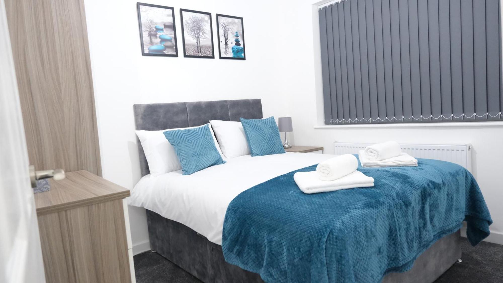 Modernized Three Bedroom House Near City Stadium, Attractions, City Centre - Sky N Netflix - Convenient Transport Манчестер Экстерьер фото
